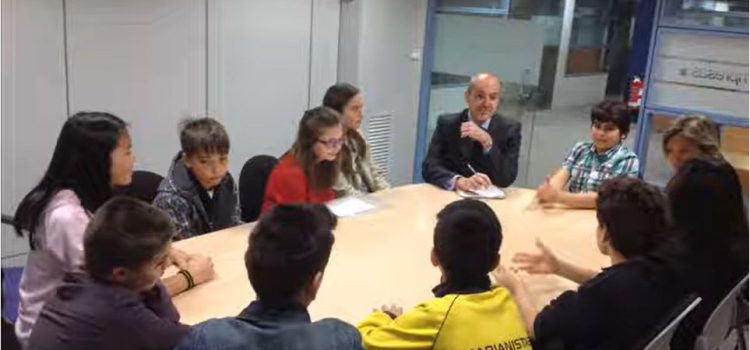 Anuncio de la cooperativa «Corte maño» (Colegio «Marianistas» – Zaragoza) Anuncio de la cooperativa «Corte maño» (Colegio «Marianistas» – Zaragoza)