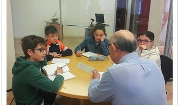 La cooperativa «Sancio World» visita Panishop (Colegio «Calasancio», de Zaragoza)