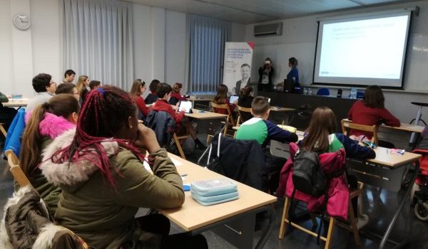 Taller de Marca y Logotipo (CEIP «Ramiro Solans», de Zaragoza)